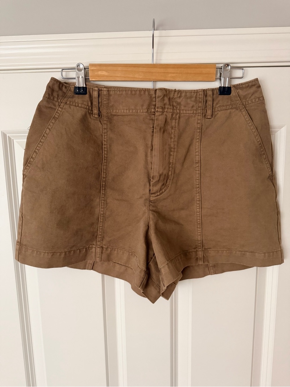 Universal Thread Tan High-Rise Chino Shorts